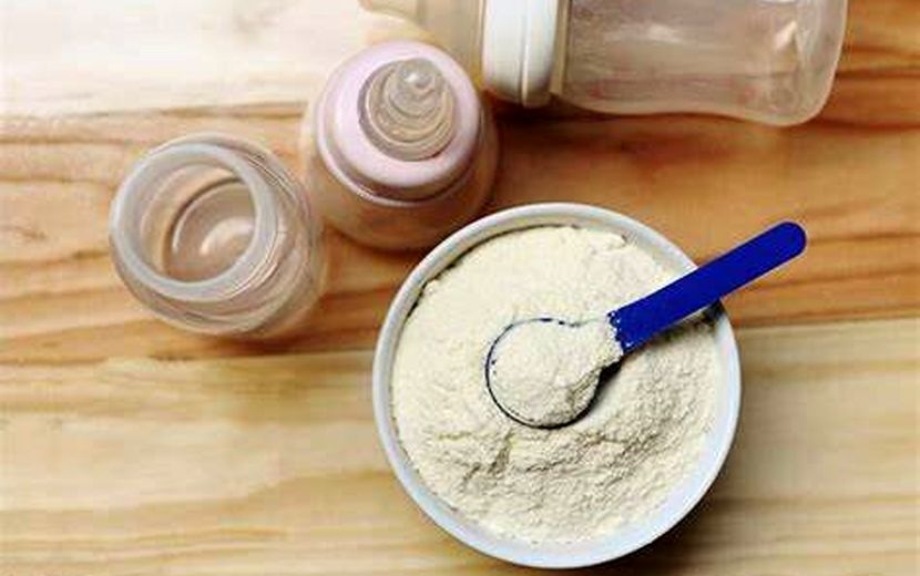 نبود مواد اولیه، عامل کمبود شیرخشک رژیمی در داروخانه‌ها