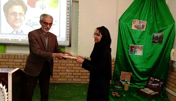 شهید داریوش رضایی‌نژاد الگوی علم و عمل 