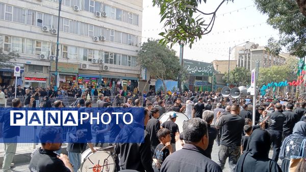 عزاداری زائران حضرت رضا (ع) 