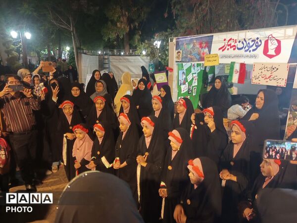 بازدید معاون تشکیلات سازمان دانش‌آموزی کشور از موکب «نوجوان مبارز» و «امام رضا (ع)»