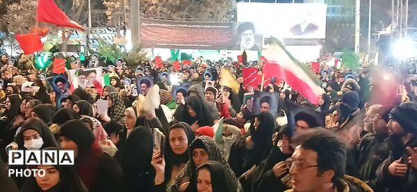 برگزاری مراسم سومین شب قدر و اقامه عزای رهبر شهید در شهر بجنورد
