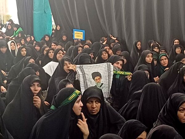 ویژه برنامه رهروان زینبی در آستان مقدس حضرت سیدان‌الکریمان 