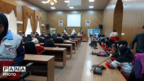 دوره توانمند سازی اعضای خانه های هلال روستایی نیشابور