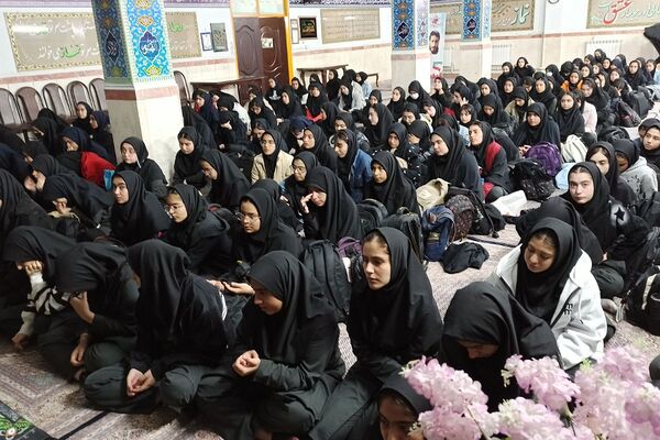برگزاری مراسم به مناسبت ایام فاطمیه در مدارس ناحیه دو شهرری 