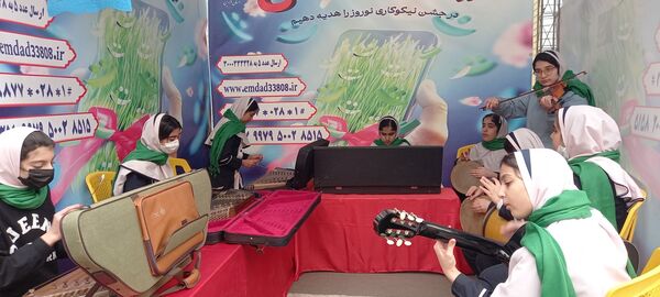 جشن نیکوکاری در دبستان اخوان گنجی
