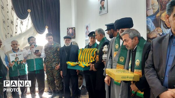 کاروان «در پناه خورشید» میهمان رزق‌آباد کاشمر شد