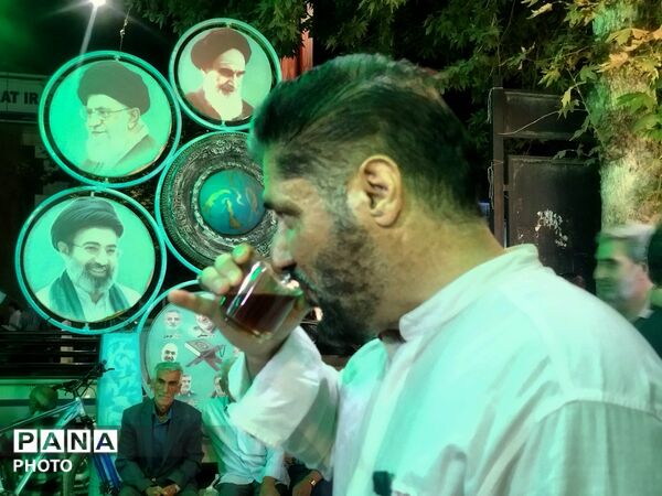 میزبانی در مسیر اجتماعات؛ فعالیت چایخانه حضرت زهرا (س)