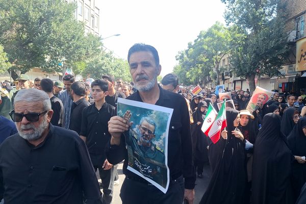 مراسم تشییع پیکر سردار شهید غلامحسین غیب پرور