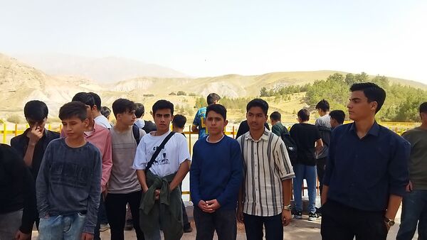 بازدید دانش آموزان پایه دهم دبیرستان شاهد ابوذر غفاری از سد اردوگاه باغرود 