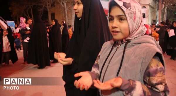 صحنه اتحاد اقشار مختلف برای ایران
