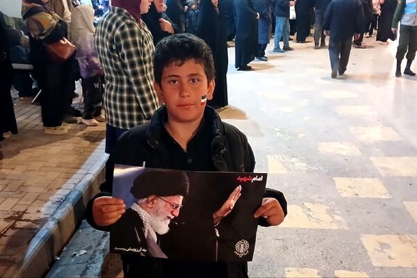 تجمع و راهپیمایی مردم بجنورد برای بیعت با رهبر جدید