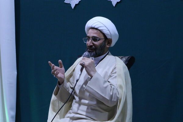  اعتکاف دانش‌آموزی در فضایی معنوی و آرام در ملارد