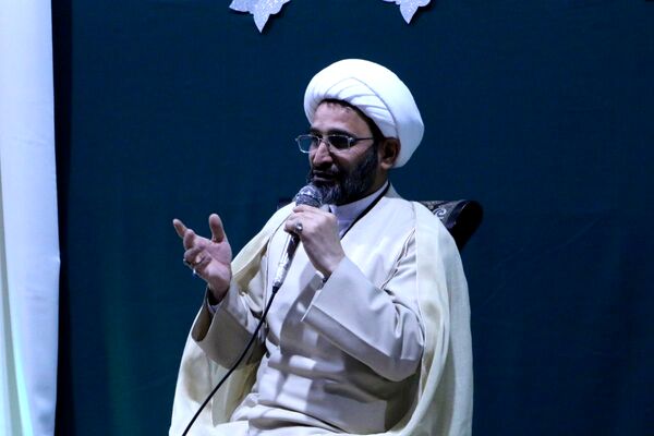  اعتکاف دانش‌آموزی در فضایی معنوی و آرام در ملارد