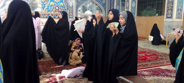 نماز جمعه میعادگاه عشق 