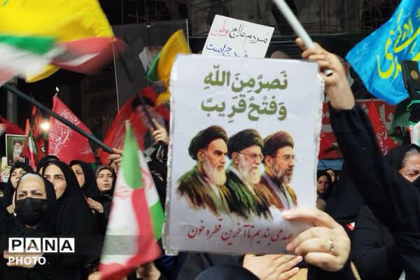 نقش‌آفرینی دانش‌آموزان در اجتماع «باید برخاست»