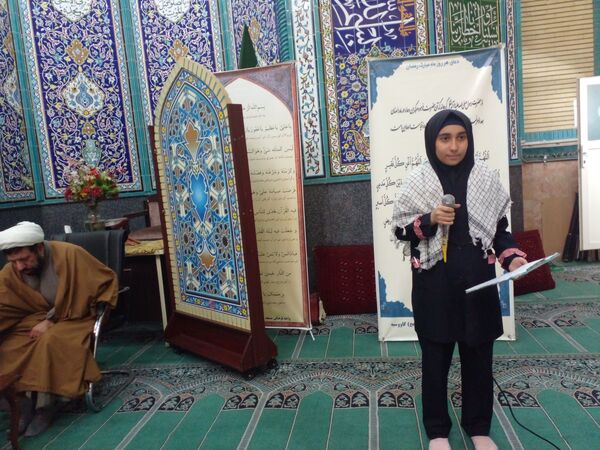 شرکت دانش آموزان دبستان هدی یک  در یادواره شهید حسن رستمی