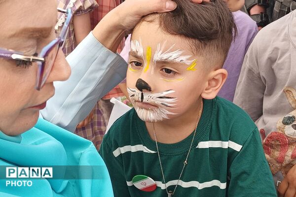 شور غدیر در ورامین خیابان‌های شهر میزبان جشن بزرگ مردمی