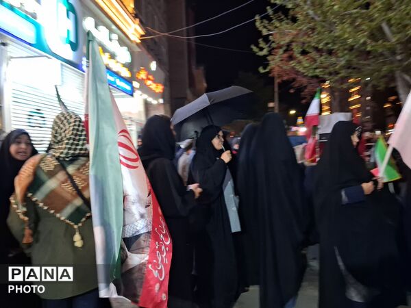 تریبون آزاد در حسینیه فضل نیشابور