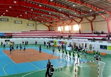 برگزاری مسابقات لیگ برتر فوتسال نوجوانان کشور در بروجن