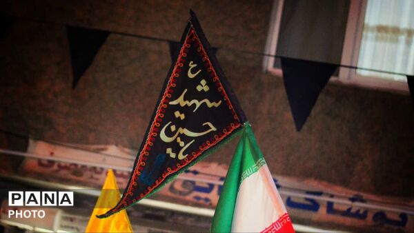 خیابان‌های امشب ؛عزادار حسین (ع)