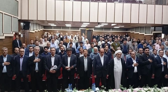 حضور حاجی بابایی نائب رئیس مجلس در بین فرهنگیان حوزه جنوب استان ایلام 