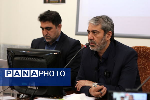 نشست خبری معاون مدیرکل و مدیر آموزش‌و‌پرورش کاشان با اصحاب رسانه