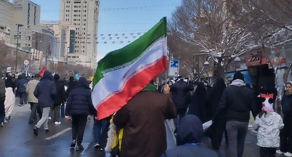 خروش مردم مشهدی در یوم الله ۲۲ بهمن