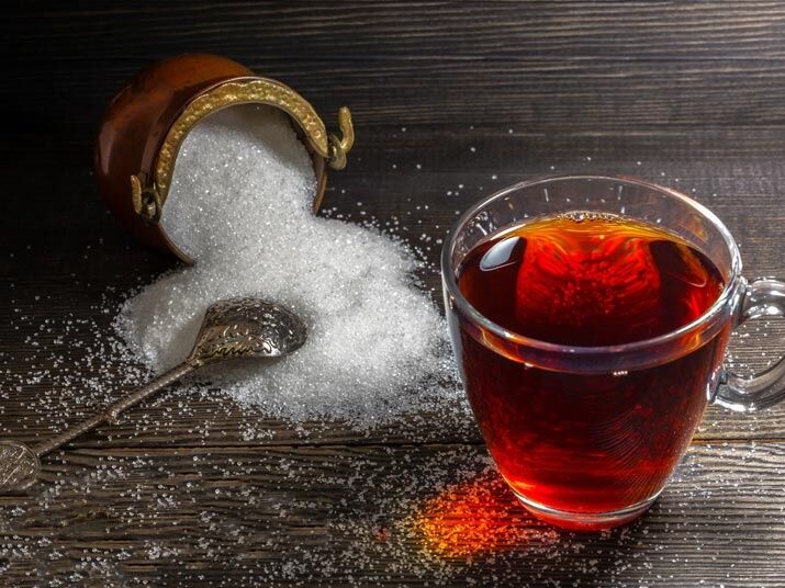 چای را با شکر شیرین نکنید