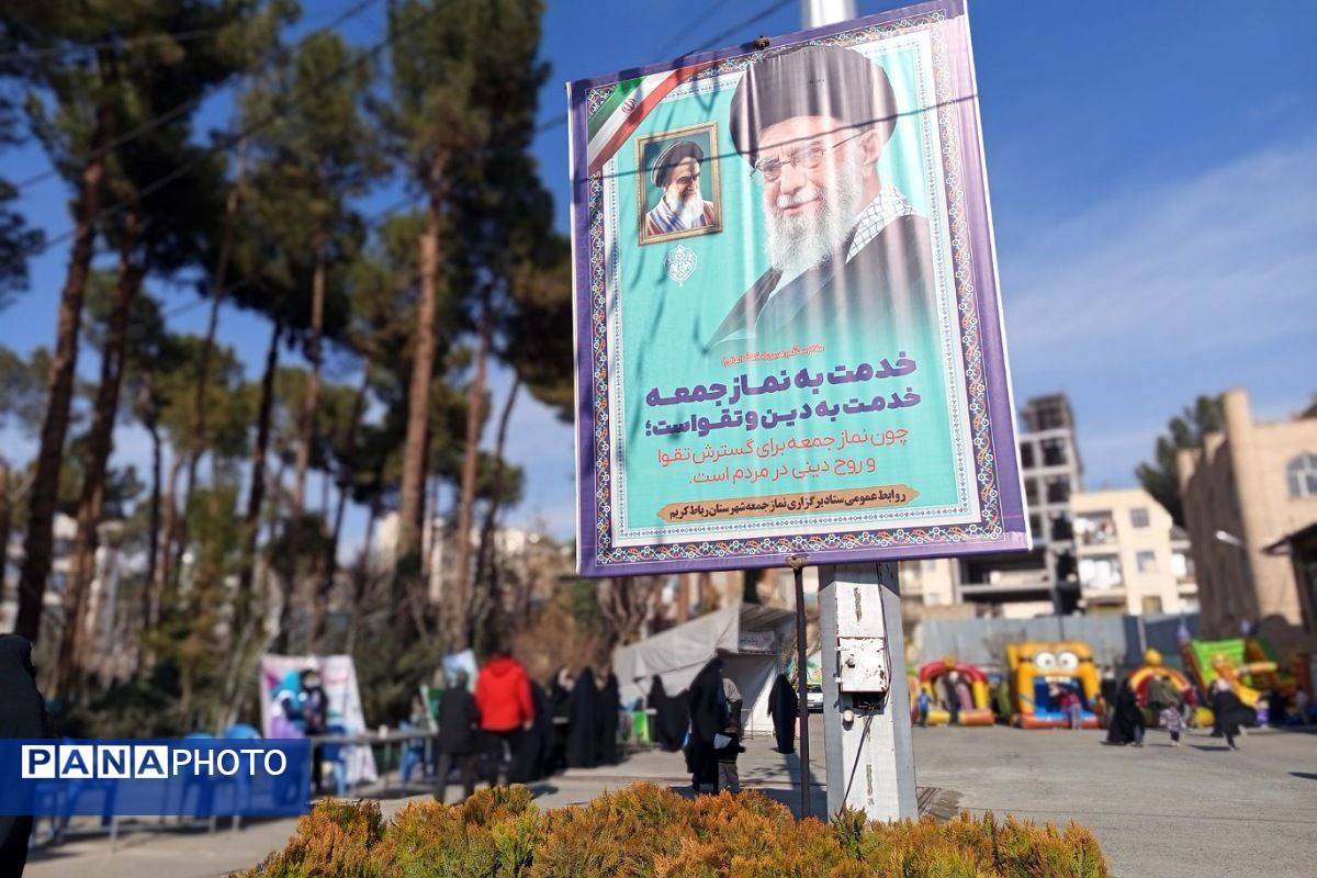 حرکت مردم رباط‌کریم به سوی نماز جمعه