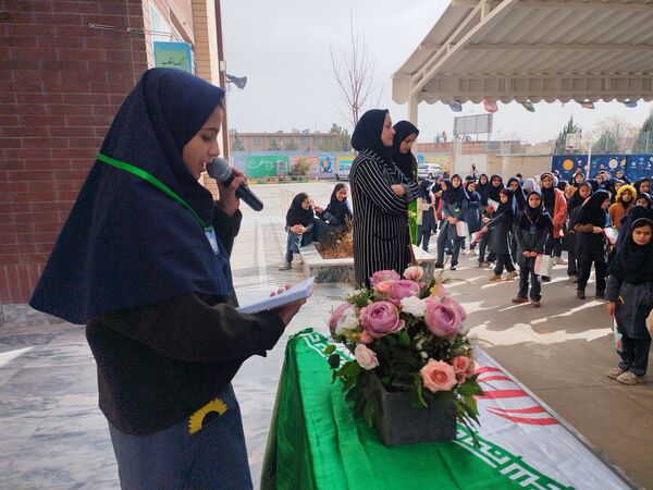 جشن میلاد امام زمان(عج) در دبستان فرهنگ فرازمند