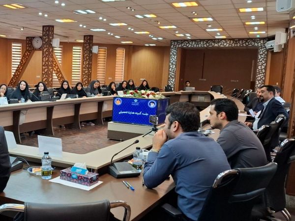 برگزاری دومین جلسه کمیته هدایت تحصیلی در مشهد 