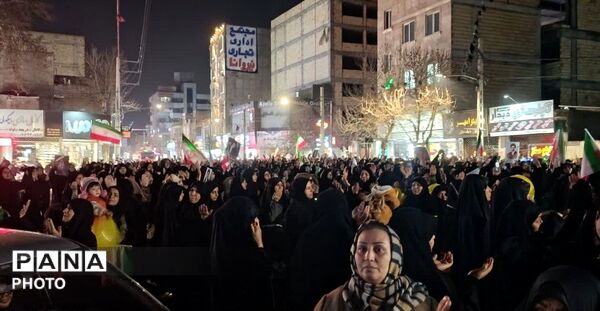 هجدهمین تجمع خون‌خواهی مردم فردیس از رهبر شهیدشان 