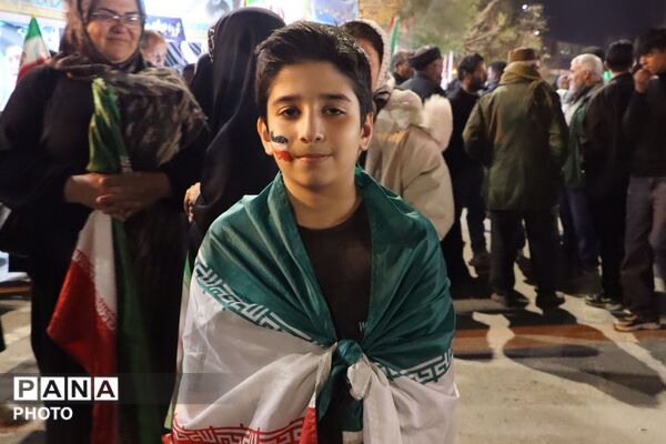 تشییع پیکر دو شهید والامقام در نیشابور 