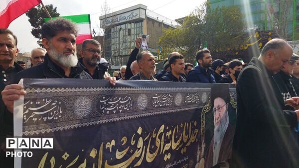 مشت هایی که با فریاد انتقام بالا می آمدند 