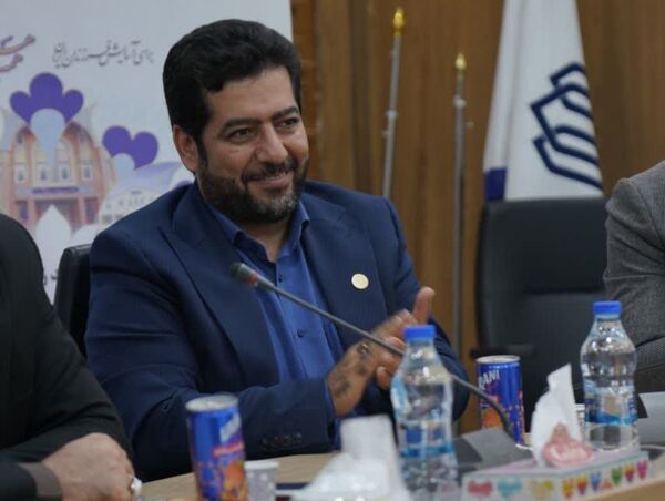 نشست خبری مدیرکل نوسازی مدارس استان اصفهان با دانش آموز خبرنگاران پانا