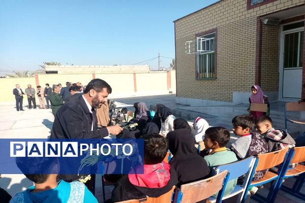 برگزاری آیین نواختن زنگ انقلاب اسلامی در گوشه‌گوشه خوزستان