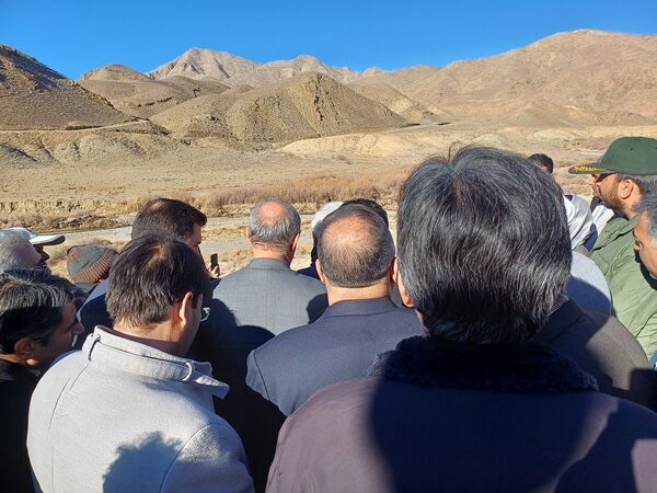 بازدید استاندار از مکان جانمایی شده برای احداث سد ۱۲ میلیون مکعبی دربند 