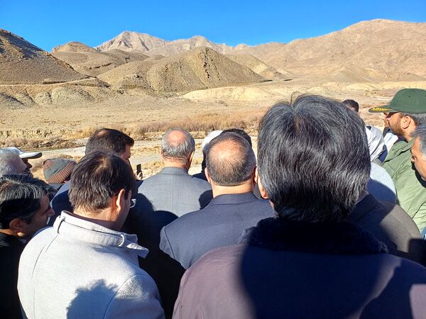 بازدید استاندار از مکان جانمایی شده برای احداث سد ۱۲ میلیون مکعبی دربند 
