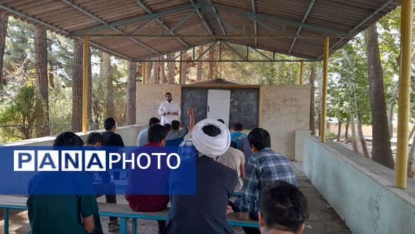 کلاس حل مسئله و اتاق فکر برای دانش آموزان متوسطه اول و دوم 