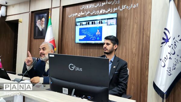 ارتقای مهارت‌های مربیان سازمان دانش‌آموزی خراسان جنوبی برای تربیت نسلی پویا