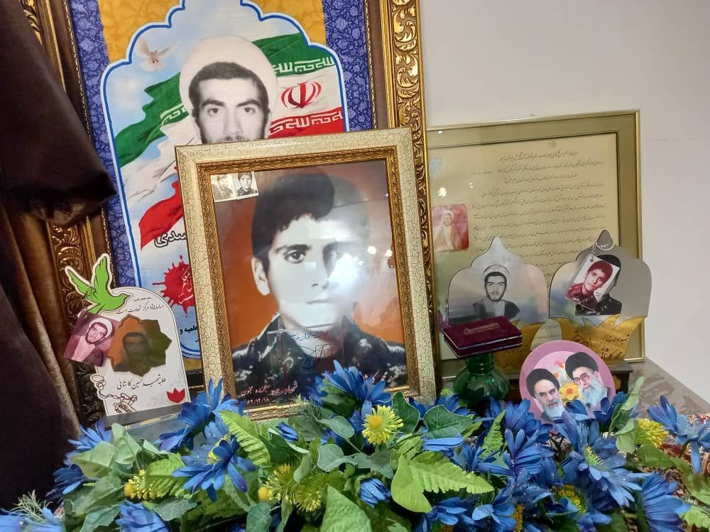 الگوی رفتاری پسرانم آیت‌الله دستغیب بود