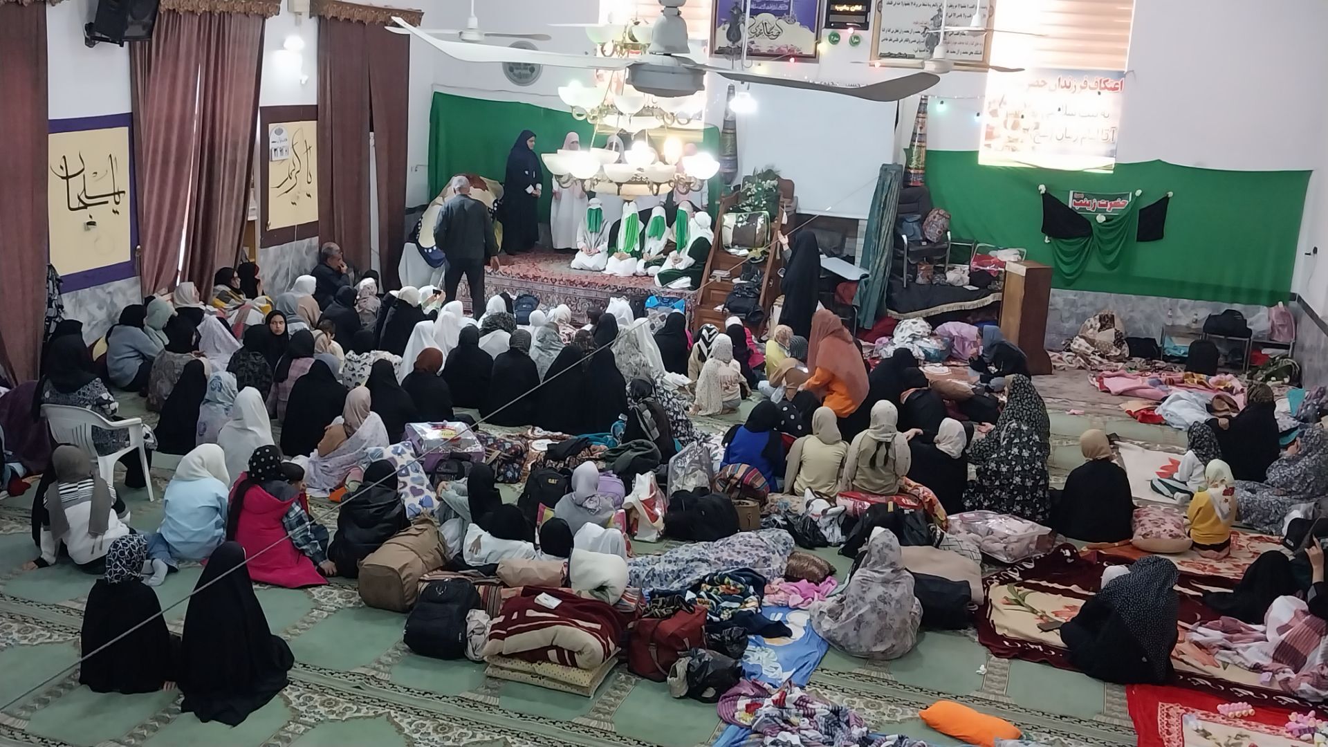 سومین روز اعتکاف دانش‌آموزان در نیشابور برگزار شد 