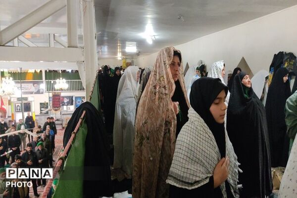 اقامه نماز عبادی_سیاسی جمعه در روز جهانی  قدس  مسجد جامع شهربار نیشابور 
