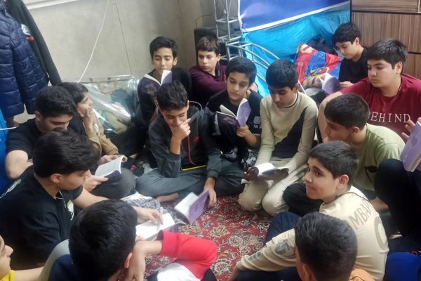 اعتکاف دانش‌آموزی در مساجد شیراز