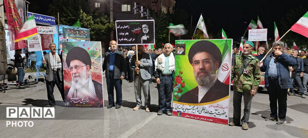 حضور مردم غیور آشخانه در هفتادوهشتمین راهپیمایی شبانه