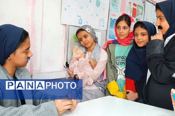 آموزش استفاده صحیح از آب در دبستان کوثر  ناحیه دو بهارستان 