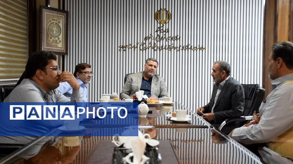 فرماندار ویژه تربت‌حیدریه پای درد دل شهروندان نشست