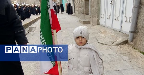 حضور پرشور مردم اسدآباد در راهپیمایی 22 بهمن