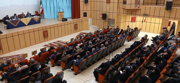 نشست شورای اداری استان چهارمحال و بختیاری با حضور وزیر آموزش و پرورش 