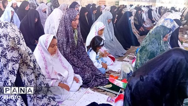 نماز جمعه عبادی و سیاسی در مصلی یاسوج